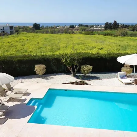 Elena Villa